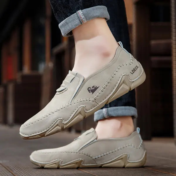 Italian Hand Stitched Plus Size Men's Shoes Low Top Men's Casual Shoes