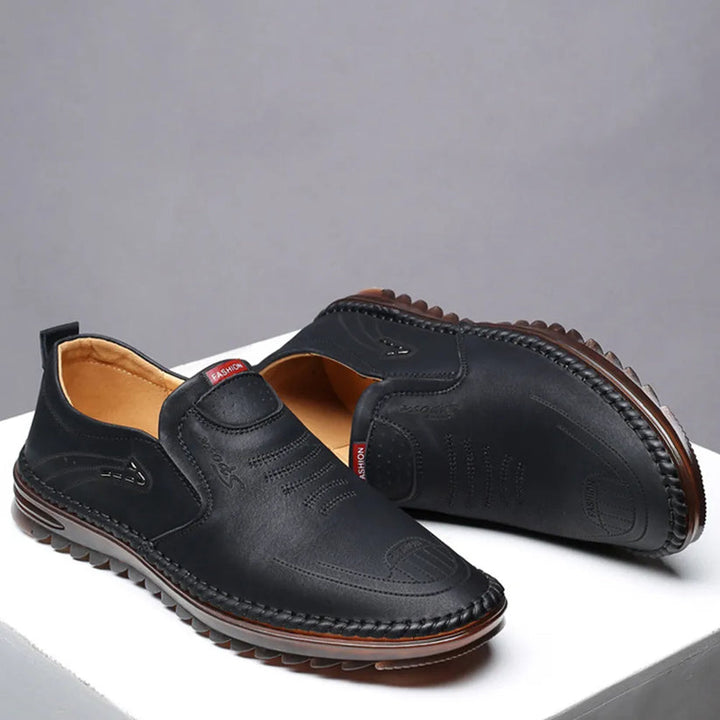 Men's soft sole stitched breathable casual Loafer shoes (Black)